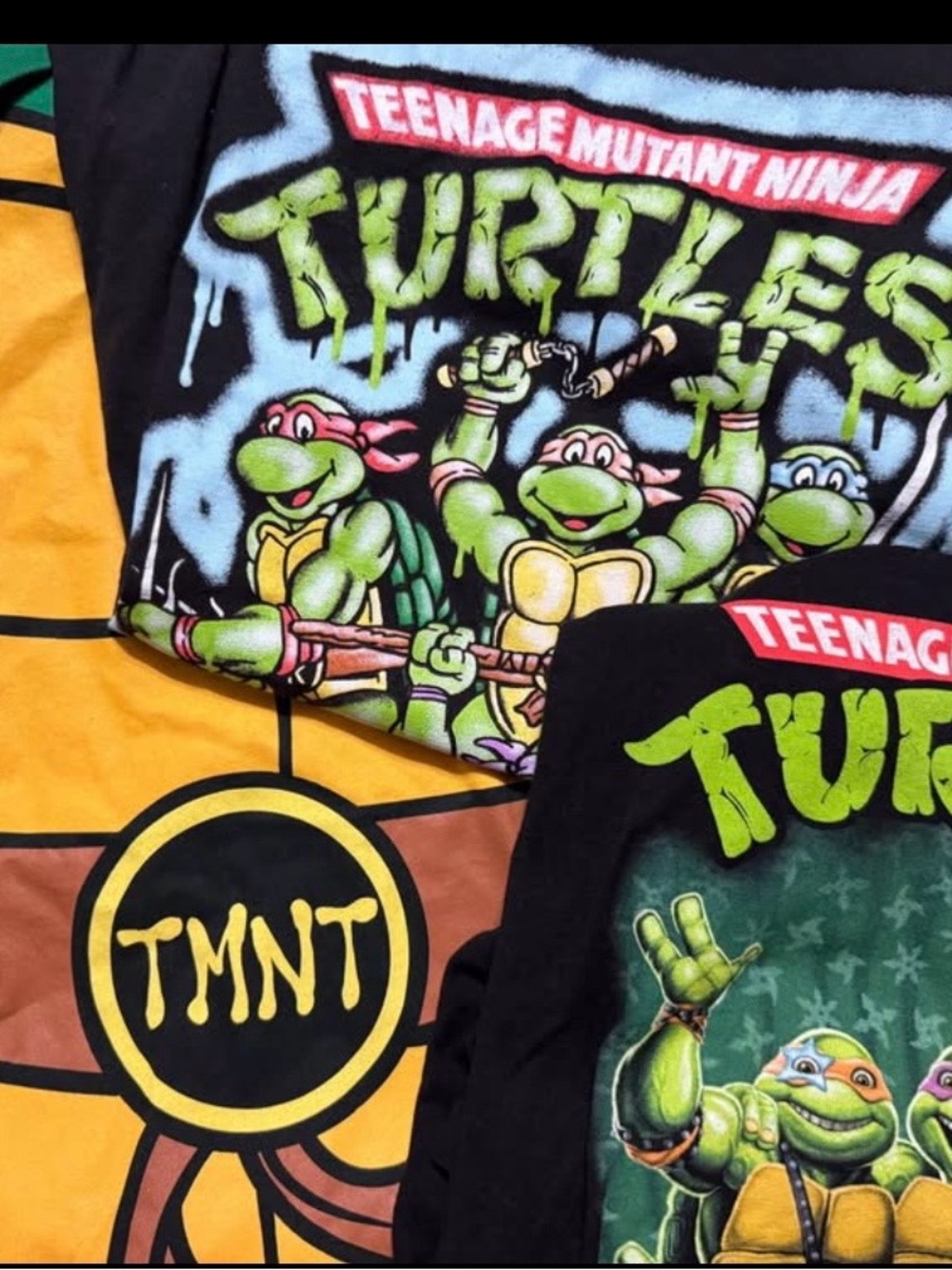 Teenage Mutant Ninja Turtles Black & Yellow Graphic Short Sleeve Tee